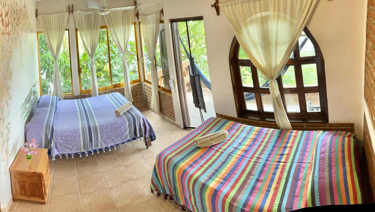 Ananda Guest House Yoga & Meditacion Пуэрто-Эскондидо Экстерьер фото